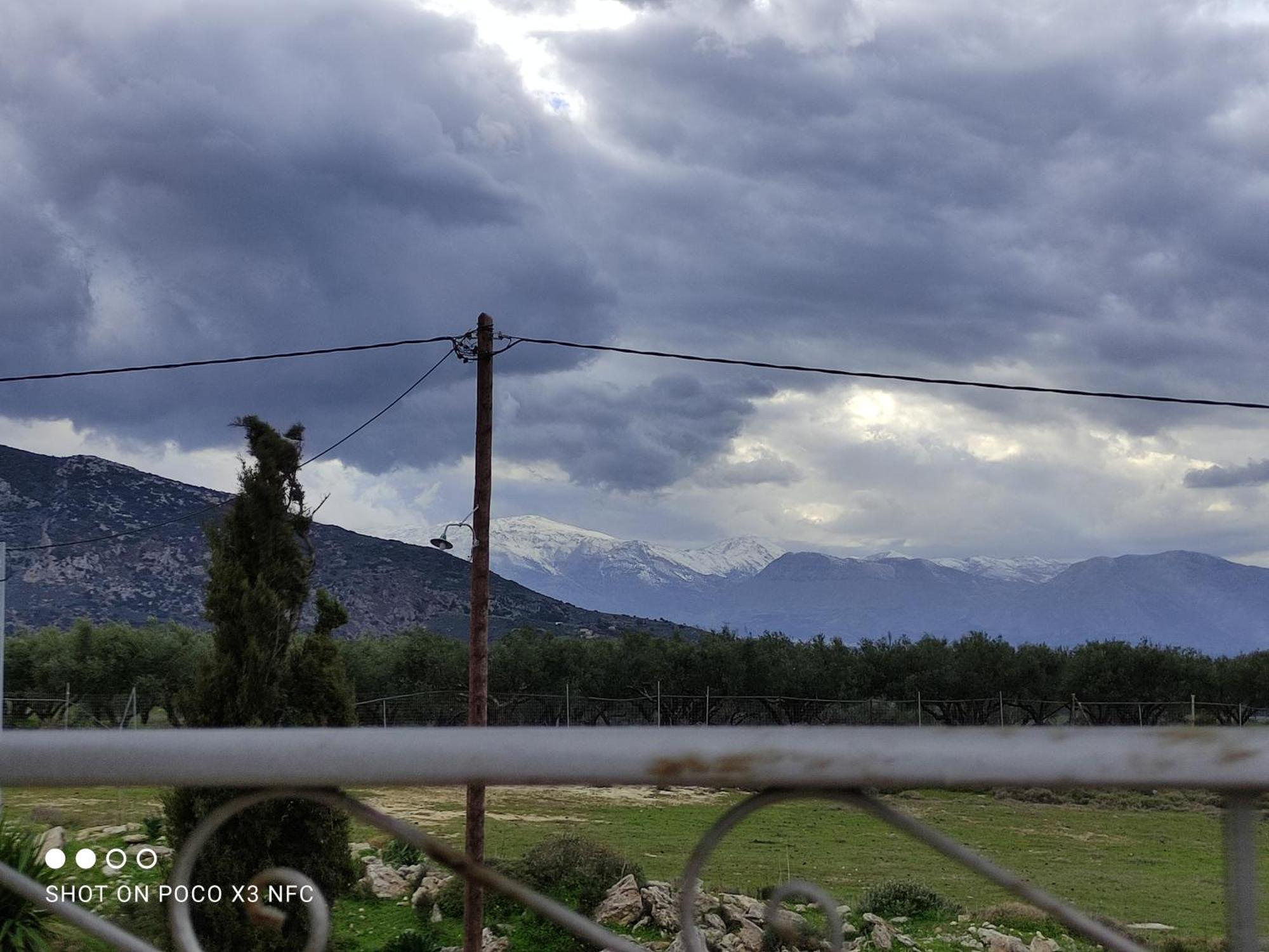 Aletraki -Off-Grid Retreat Above Heraklion, Peaceful Views Archanes Exterior photo