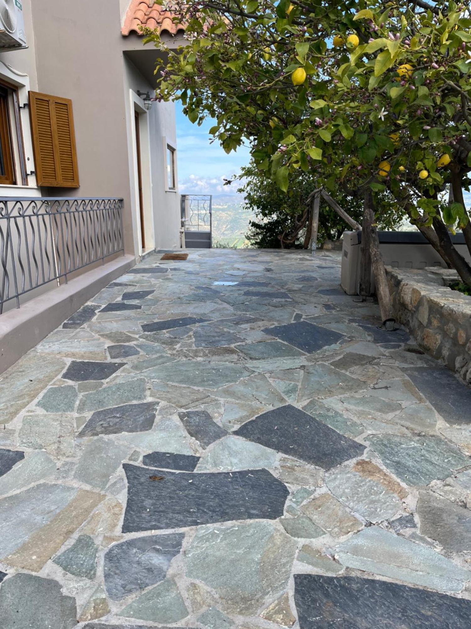 Aletraki -Off-Grid Retreat Above Heraklion, Peaceful Views Archanes Exterior photo